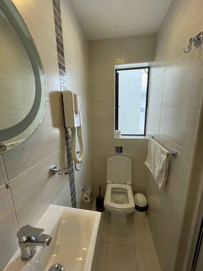 Sogdiana Guest House Saint Julian's Ngoại thất bức ảnh